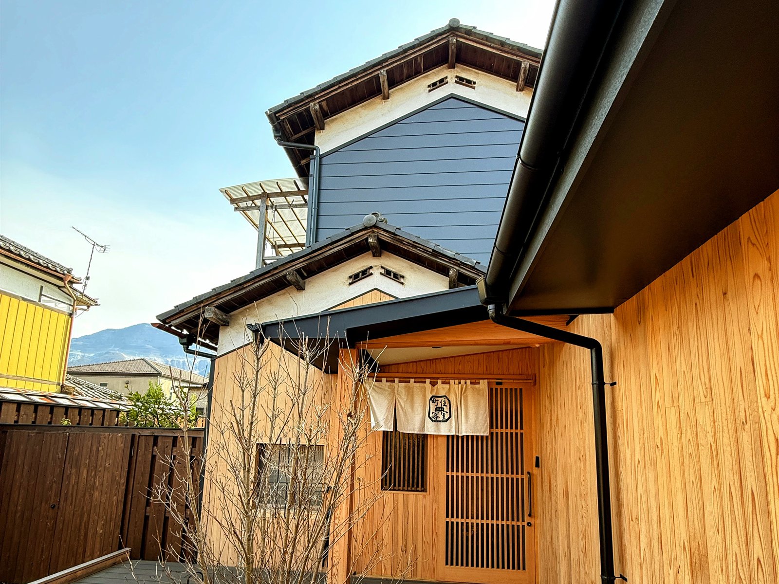 秩父の古民家をリノベした町宿「秩父宿」の外観
